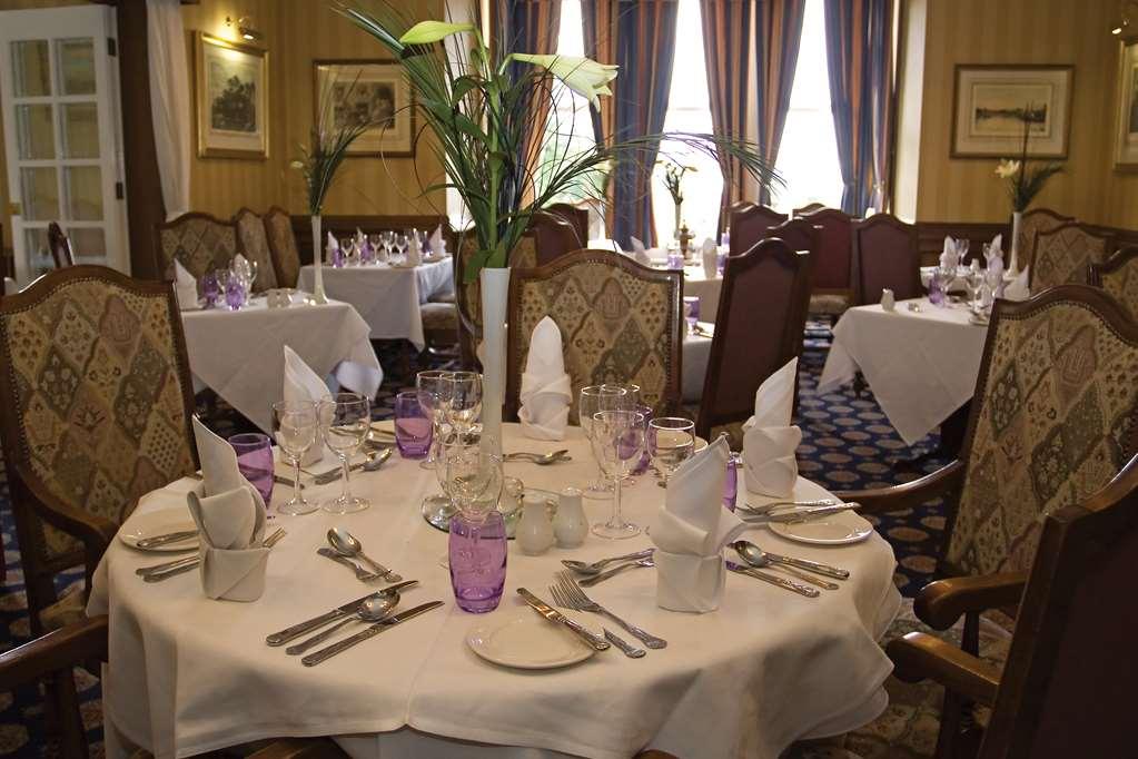 Burnley North Oaks Hotel And Leisure Club Restoran fotoğraf