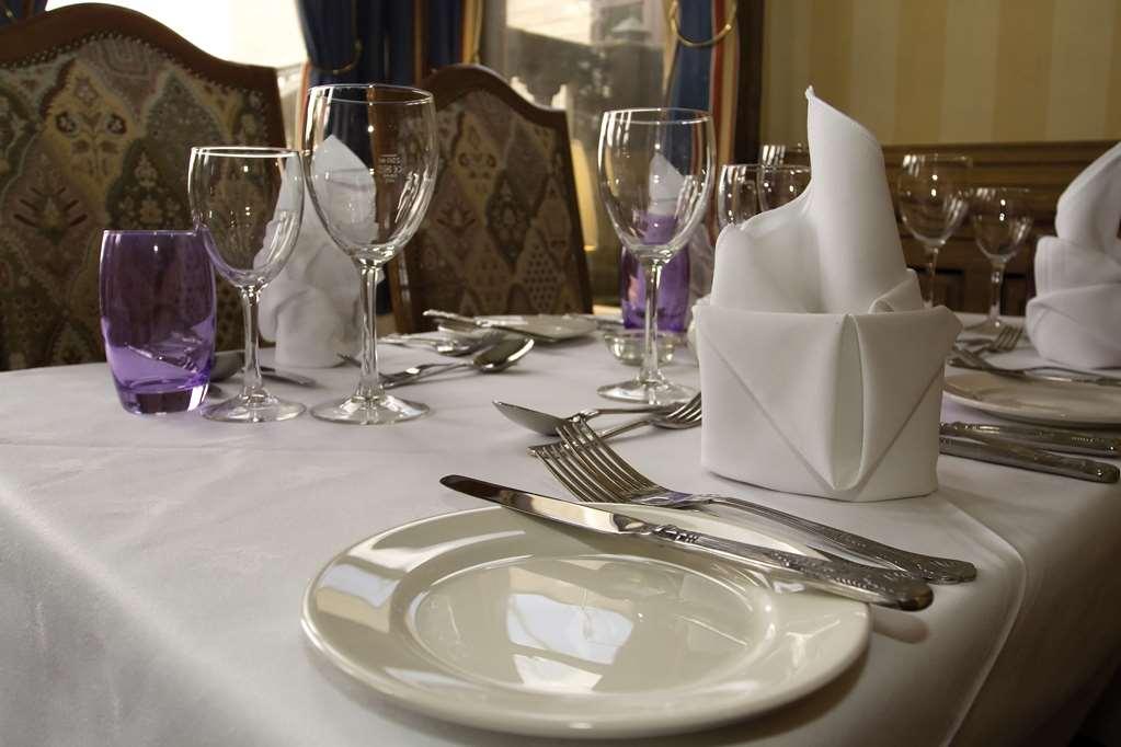 Burnley North Oaks Hotel And Leisure Club Restoran fotoğraf