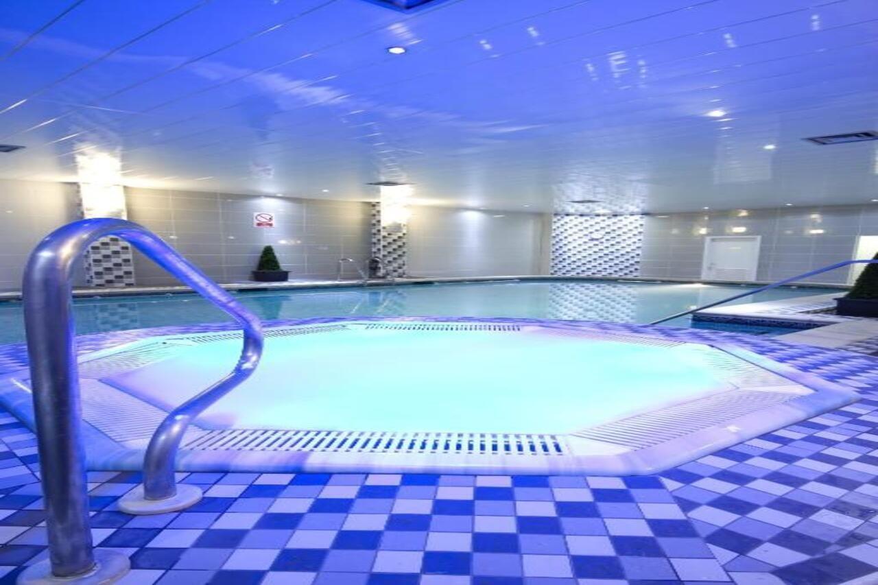 Burnley North Oaks Hotel And Leisure Club Dış mekan fotoğraf