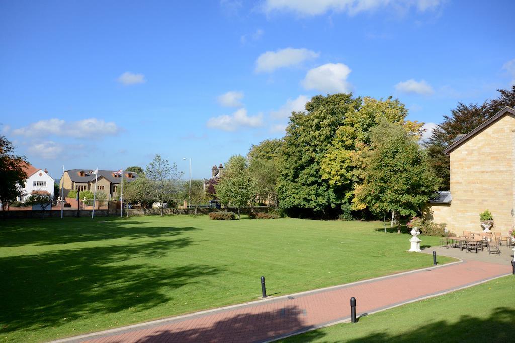 Burnley North Oaks Hotel And Leisure Club Dış mekan fotoğraf