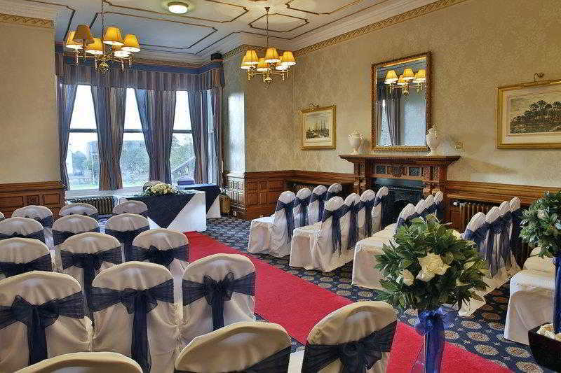 Burnley North Oaks Hotel And Leisure Club Dış mekan fotoğraf